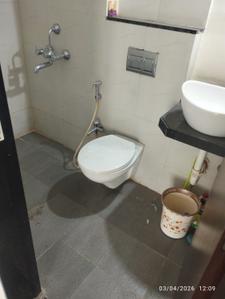 Bathroom Image of 1550 Sq.ft 2 BHK Apartment / Flat for rent in Sheth Zuri, Thane West Thane for Rs. 47000
