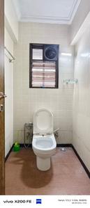 Bathroom Image of 1500 Sq.ft 3 BHK Apartment / Flat for rent in Ranade Ushakkal, Parvati Darshan Pune for Rs. 45000
