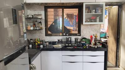 Kitchen Image of 1450 Sq.ft 3 BHK Apartment / Flat for sale in Pioneer Dreams, New Althan Surat for Rs. 7500000