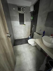 Bathroom Image of 850 Sq.ft 2 BHK Apartment / Flat for rent in Ashar Maple, Mulund West Mumbai for Rs. 45000