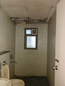 Common Bathroom Image of 909 Sq.ft 2 BHK Apartment / Flat for sale in Lodha Casa Rio, Palava Phase 1 Thane for Rs. 5100000