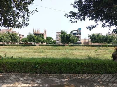 Image of 117 Sq.ft Residential Plot / Land for sale in BPTP District, Sector 81, Faridabad for Rs. 27000000