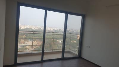 Bedroom Image of 1000 Sq.ft 2 BHK Apartment / Flat for sale in Amanora Future Towers, Hadapsar Pune for Rs. 12500000