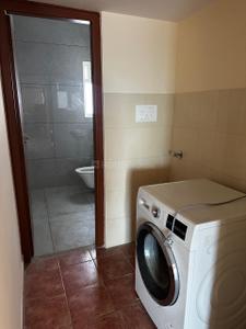 Image of 1499 Sq.ft 3 BHK Apartment / Flat for sale in Janhavi Meadows, Akshayanagar, Bengaluru for Rs. 11600000