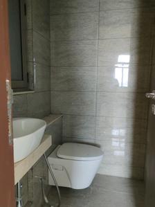 Common Bathroom Image of 950 Sq.ft 2 BHK Apartment / Flat for sale in Sheth Auris Bliss, Malad West Mumbai for Rs. 18500000