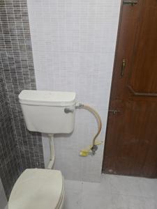 Bathroom Image of 800 Sq.ft 2 BHK Builder Floor for rent in The City Park, Mansarovar Jaipur for Rs. 16500