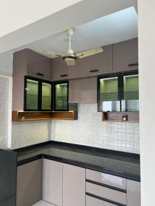 Kitchen Image of 750 Sq.ft 2 BHK Apartment / Flat for rent in NG Vrundavan, Yerawada Pune for Rs. 32000