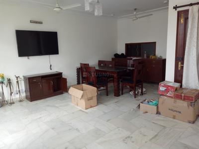 Hall Image of 1000 Sq.ft 2.5 BHK Builder Floor for rent in Sarvapriya Vihar New Delhi for Rs. 75000