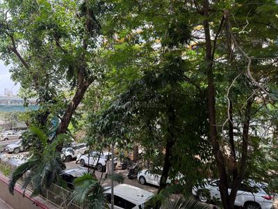 Balcony Image of 1800 Sq.ft 2 BHK Apartment / Flat for sale in Marine Lines Mumbai for Rs. 107500000
