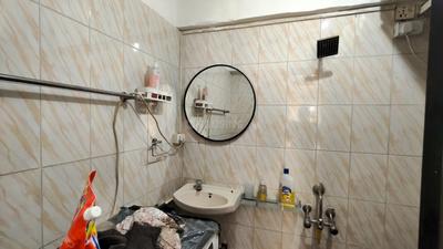 Image of 1110 Sq.ft 3 BHK Apartment / Flat for sale in Royal Palms Summit Apartments, Goregaon East, Mumbai for Rs. 12000000
