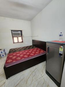 Bedroom Image of 850 Sq.ft 2 BHK Builder Floor for rent in Janakpuri New Delhi for Rs. 32500