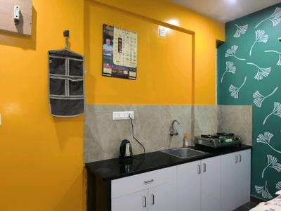 Kitchen Image of 300 Sq.ft 1 RK Apartment / Flat for rent in Bikasipura Bengaluru for Rs. 20000
