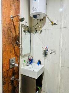 Bathroom Image of 1200 Sq.ft 3 BHK Builder Floor for sale in Gupta Luxury Floors, Sector 8 Dwarka New Delhi for Rs. 15500000