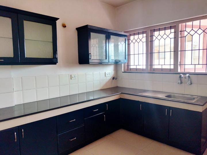 3 BHK Flat for rent in Kadavanthra, Kochi 1700 Sqft Property ID