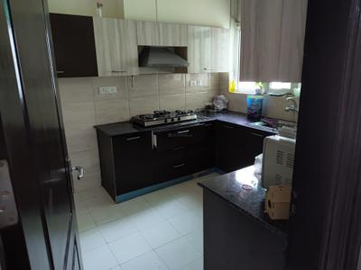 Kitchen Image of 2200 Sq.ft 3 BHK Builder Floor for rent in Ansal Esencia, Sector 67 Gurgaon for Rs. 35000