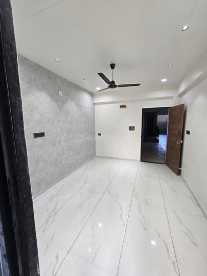 Avadh Lake View Main Image 1