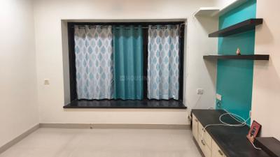 Living Room Image of 790 Sq.ft 2 BHK Apartment / Flat for rent in Borivali West Mumbai for Rs. 48000