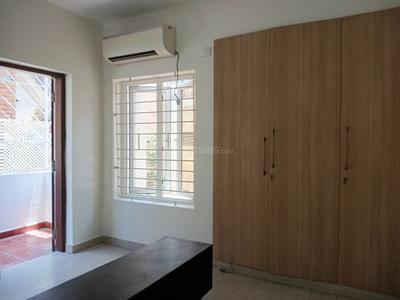 Bedroom Image of 1750 Sq.ft 3 BHK Builder Floor for rent in Kodambakkam Chennai for Rs. 57000