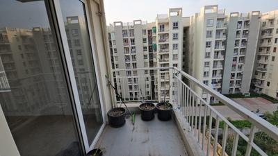 Balcony Image of 1500 Sq.ft 3 BHK Apartment / Flat for rent in Sushma Joynest ZRK 1, Gazipur Zirakpur for Rs. 17000