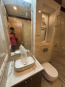Bathroom Image of 4500 Sq.ft 4 BHK Builder Floor for sale in Sarvodaya Enclave New Delhi for Rs. 125000000