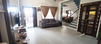 Hall Image of 2100 Sq.ft 3 BHK Independent House for sale in Saibaba Colony Coimbatore for Rs. 18000000