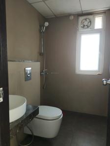 Common Bathroom Image of 1400 Sq.ft 2 BHK Apartment / Flat for sale in Mahindra Vivante , Andheri East Mumbai for Rs. 26000000