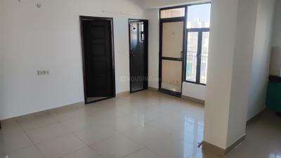Living Room Image of 950 Sq.ft 2 BHK Apartment / Flat for sale in Land Craft River Heights Tower 18, Ghukna Ghaziabad for Rs. 6800000