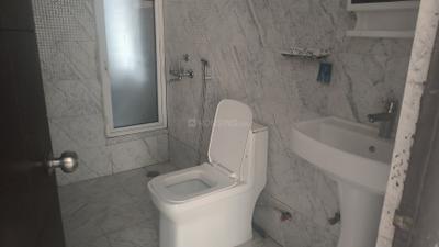Image of 1379 Sq.ft 3 BHK Apartment / Flat for rent in Prateek Grand City, Siddharth Vihar, Ghaziabad for Rs. 28000