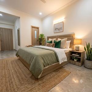 Bedroom Image of 900 Sq.ft 1 RK Apartment / Flat for rent in Sector 51 Gurgaon for Rs. 30000