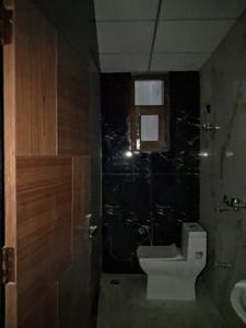 Common Bathroom Image of 1500 Sq.ft 3 BHK Apartment / Flat for sale in Sector 73 Noida for Rs. 5000000