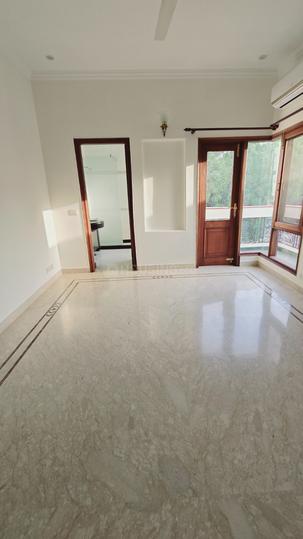 Safdarjung Development Area Main Image 1