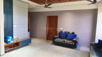 Living Room Image of 2750 Sq.ft 3 BHK Apartment / Flat for rent in Kaavyaratna Antriksh, Randesan Gandhinagar for Rs. 45000