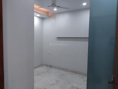 Bedroom Image of 1200 Sq.ft 3 BHK Builder Floor for rent in Preet Vihar New Delhi for Rs. 37000