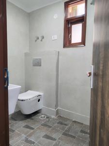 Common Bathroom Image of 1110 Sq.ft 3 BHK Apartment / Flat for sale in Mehrauli New Delhi for Rs. 8500000