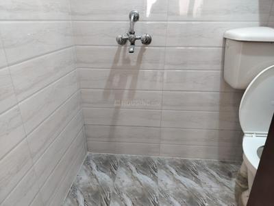 Bathroom Image of 1700 Sq.ft 3 BHK Apartment / Flat for rent in CGHS The Shabad, Sector 13 Dwarka New Delhi for Rs. 45000