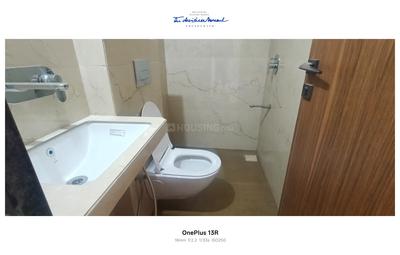 Bathroom Image of 2500 Sq.ft 4 BHK Apartment / Flat for rent in Sope Estate, Gangapur Nashik for Rs. 36000