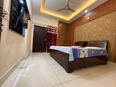 Bedroom Image of 650 Sq.ft 1 BHK Builder Floor for rent in Sahastradhara Road Dehradun for Rs. 25000