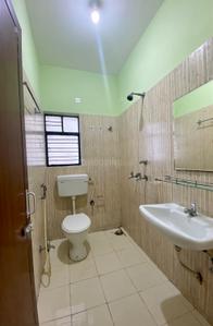 Bathroom Image of 835 Sq.ft 2 BHK Apartment / Flat for sale in Bengal Peerless Avidipta, Santoshpur Kolkata for Rs. 8500001