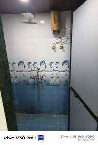 Bathroom Image of 650 Sq.ft 1 BHK Apartment / Flat for rent in Kopar Khairane Navi Mumbai for Rs. 18000