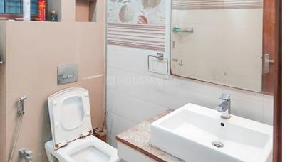 Bathroom Image of 4000 Sq.ft 4 BHK Duplex for rent in Sector 46 Gurgaon for Rs. 115000
