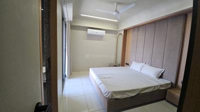 Bedroom Image of 968 Sq.ft 3 BHK Apartment / Flat for sale in Reflection, Shela Ahmedabad for Rs. 11200000