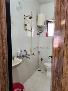 Bathroom Image of 1850 Sq.ft 4.5 BHK Apartment / Flat for sale in Airoli Navi Mumbai for Rs. 25000000