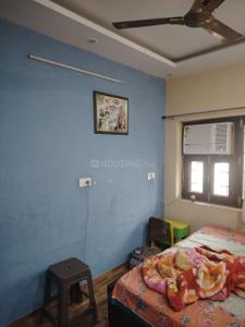 Bedroom Image of 850 Sq.ft 2 BHK Builder Floor for rent in DDA Akshardham Apartments, Sector 19 Dwarka New Delhi for Rs. 32000