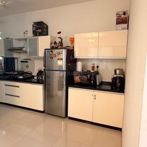 Kitchen Image of 2000 Sq.ft 3 BHK Apartment / Flat for rent in Amanora Aspire Towers, Hadapsar Pune for Rs. 60000