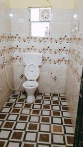 Bathroom Image of 1400 Sq.ft 3 BHK Apartment / Flat for sale in Koyla Vihar, Kaikhali Kolkata for Rs. 8400000