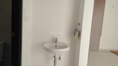 Bathroom Image of 525 Sq.ft 1 BHK Apartment / Flat for rent in Provident Park Square, Talaghattapura Bengaluru for Rs. 21000