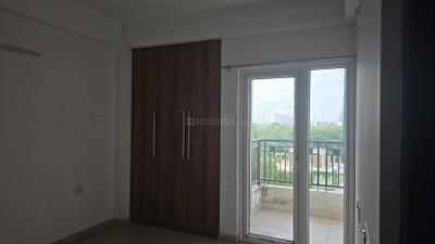 Bedroom Image of 1340 Sq.ft 3 BHK Apartment / Flat for sale in Gulshan Ikebana, Sector 143 Noida for Rs. 17300000