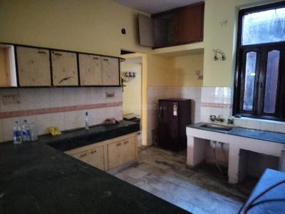 Kitchen Image of 1650 Sq.ft 2 BHK Builder Floor for rent in Sector 41 Noida for Rs. 33000