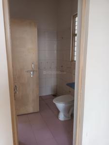 Bathroom Image of 1134 Sq.ft 3 BHK Builder Floor for sale in Gaurabagh Lucknow for Rs. 6500000