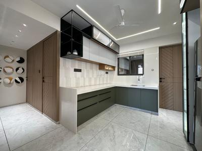 Kitchen Image of 1825 Sq.ft 3 BHK Apartment / Flat for sale in Pal Surat for Rs. 12100000